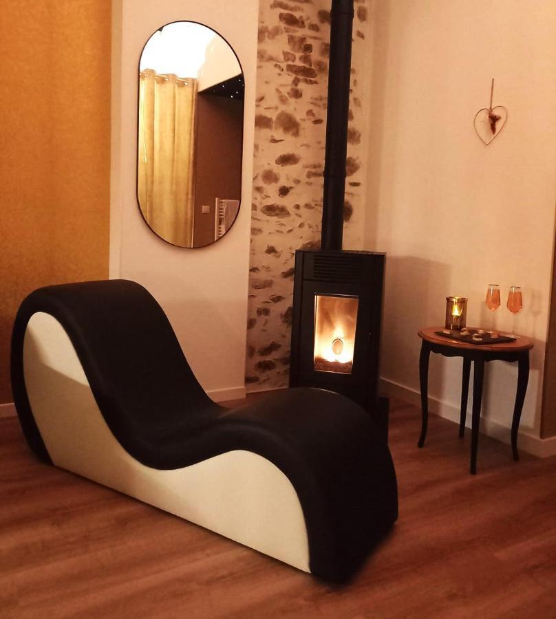 La Passionnante Gite Avec Spa Privatif Saint-Philbert-de-Bouaine Exteriör bild